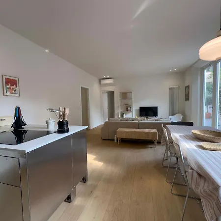 Realkasa Charming Luxury Apt. Lägenhet Bologna