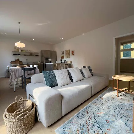 Realkasa Charming Luxury Apt. *