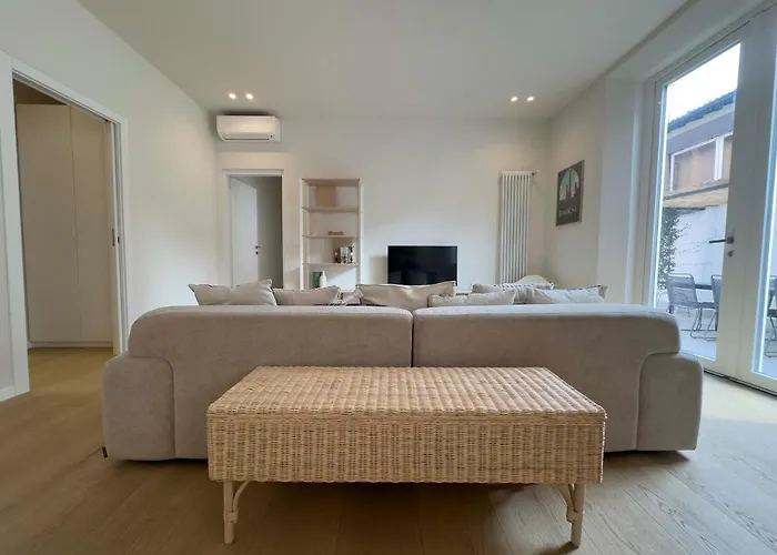 Realkasa Charming Luxury Apt. *