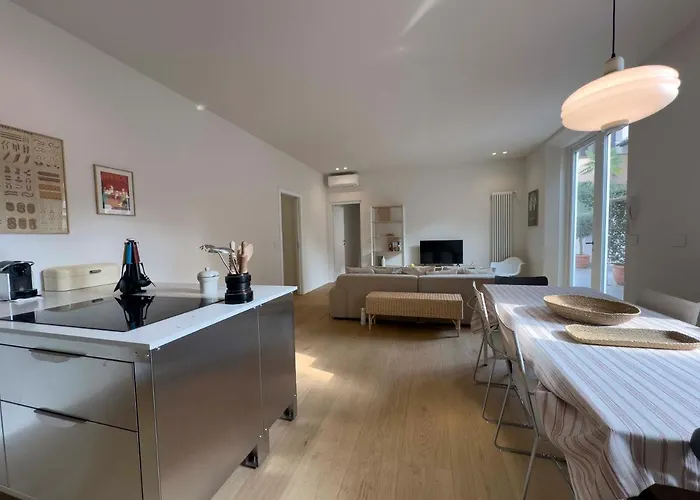 Realkasa Charming Luxury Apt. شقة بولونيا