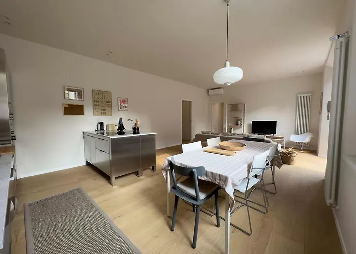 Realkasa Charming Luxury Apt. * Bolonya